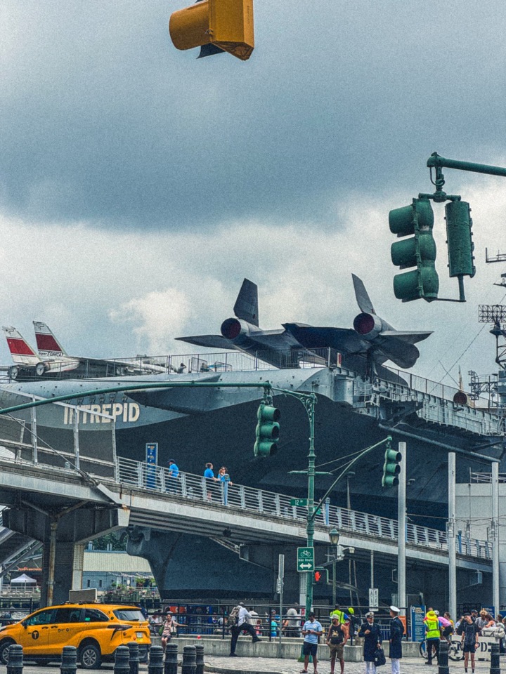 /056 Crossing